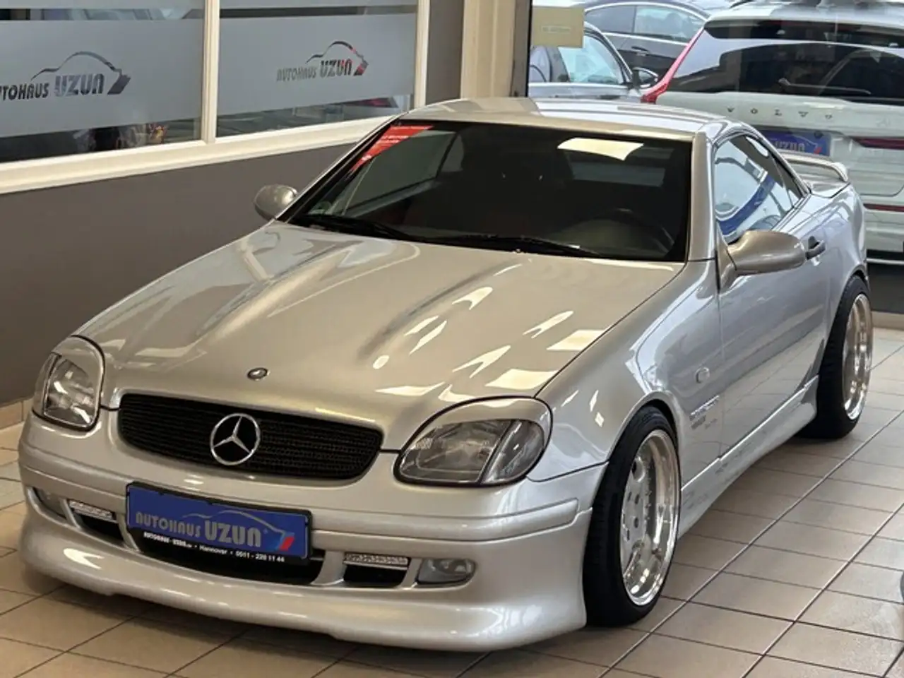 Mercedes-Benz SLK 230