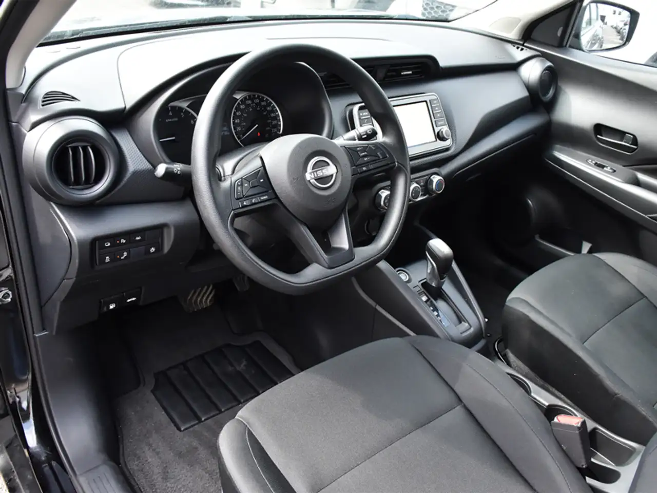 Nissan Kicks photo Nissan Kicks