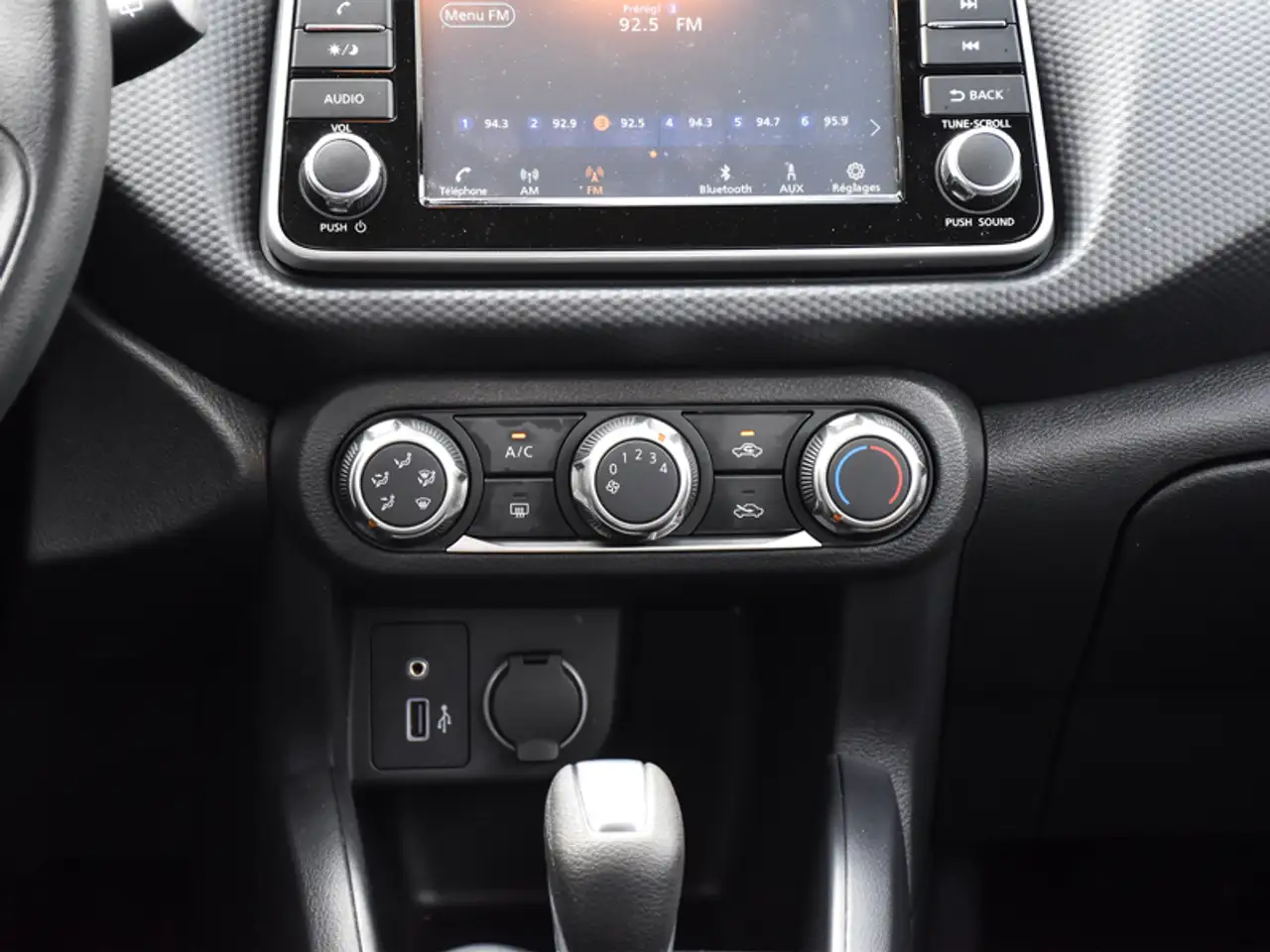 Nissan Kicks photo Nissan Kicks