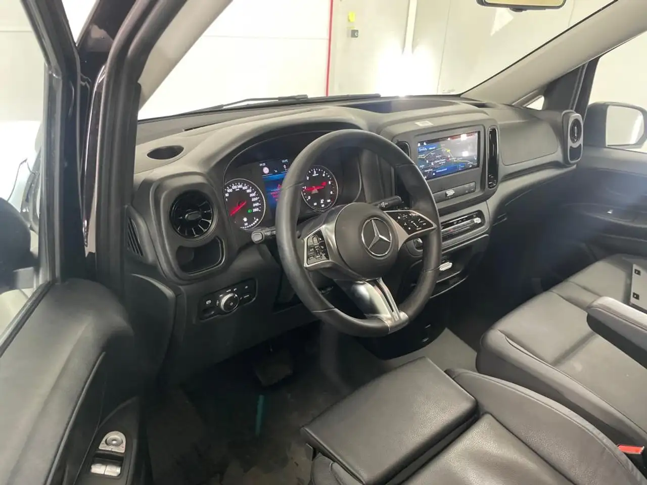 Mercedes-Benz Vito Tourer 114 CDI Pro L3 9G-Tronic | Achteruitrijcame 2