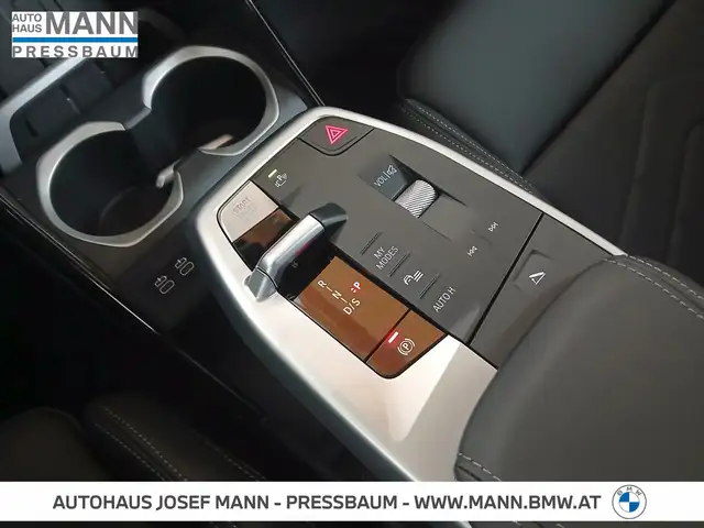 BMW X1 xDrive30e M SPORTPAKET PRO, INNOVATIONSPAKET Ansicht 13
