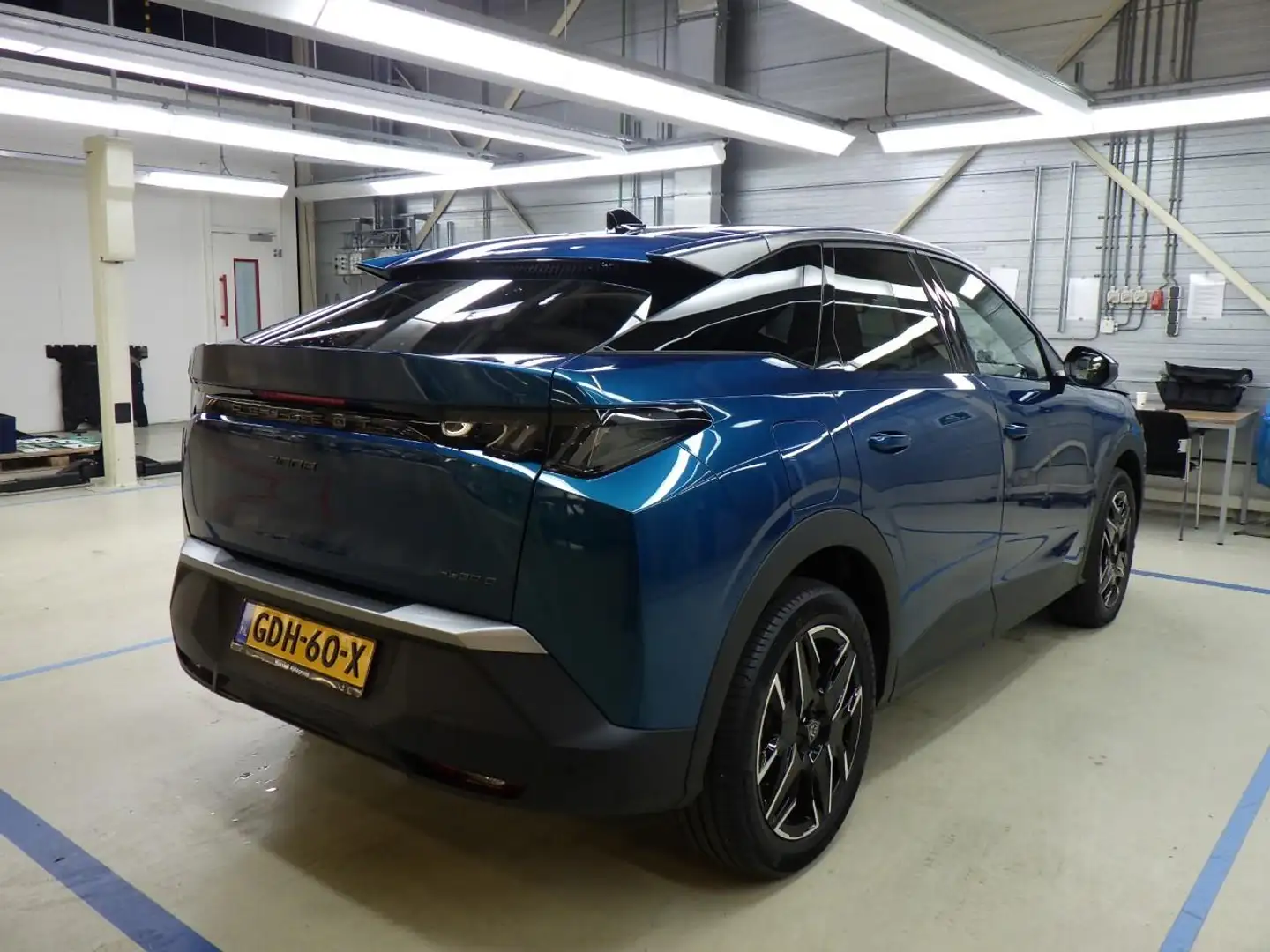 Peugeot 3008 1.2 Hybrid 145 Allure | 360 camera | Navigatie | A Blau - 2