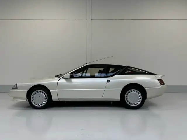 Renault Alpine V6 Turbo GT