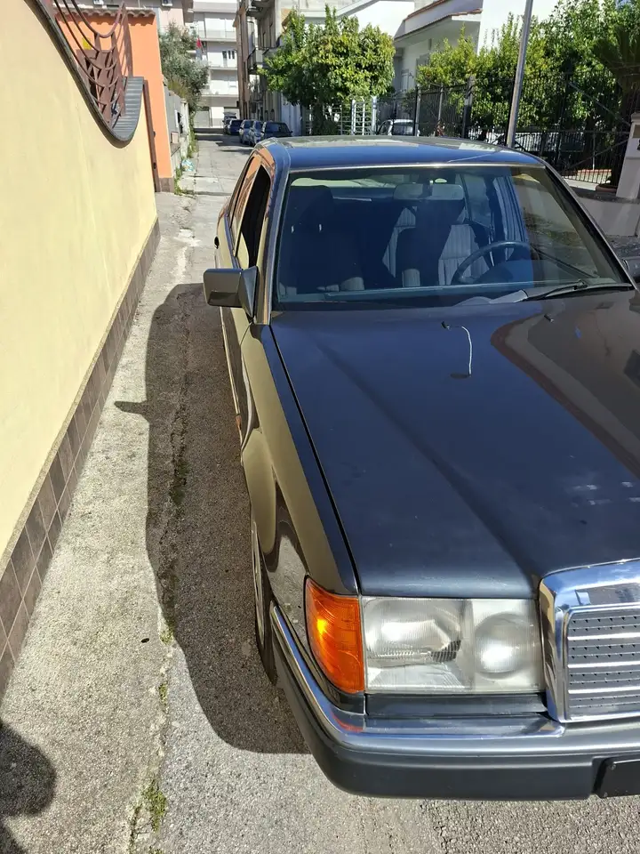 Mercedes-Benz 200, foto 4
