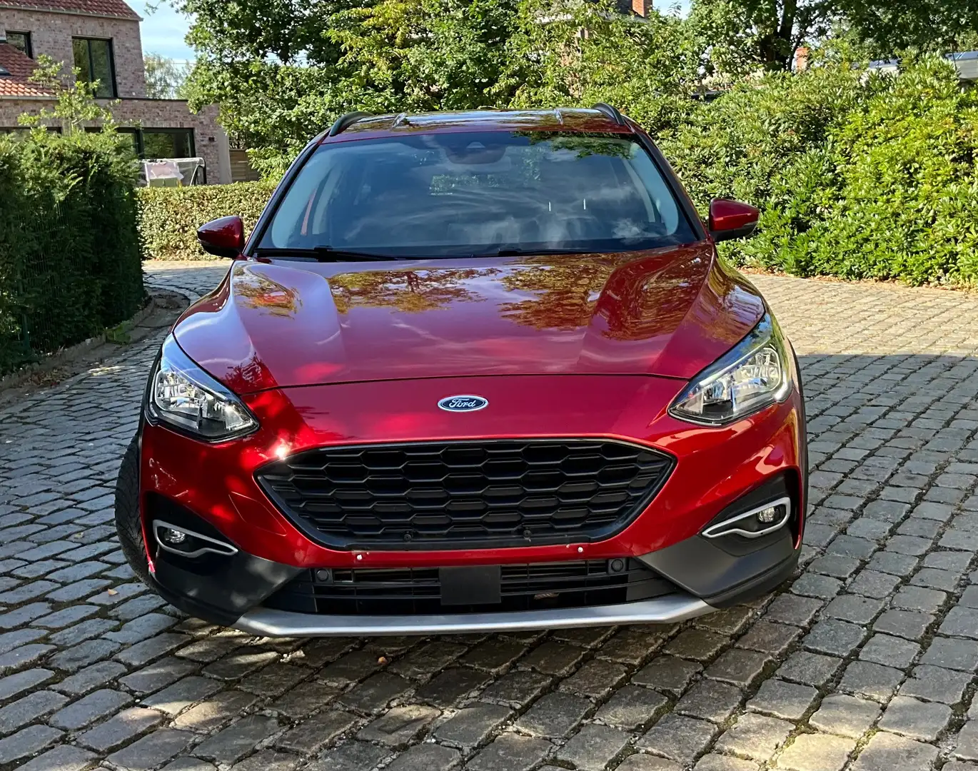 Ford Focus Active Automaat  1.0 EcoBoost  ### 71000 km ### Rood - 2