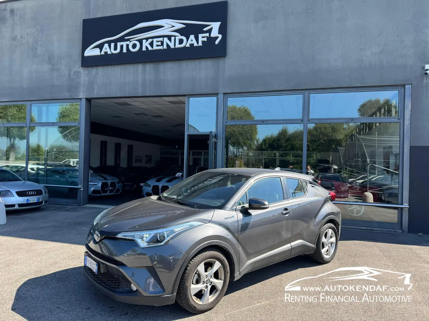Toyota C-HR C-HR 1.8h Business 2wd e-cvt Naranja - 1