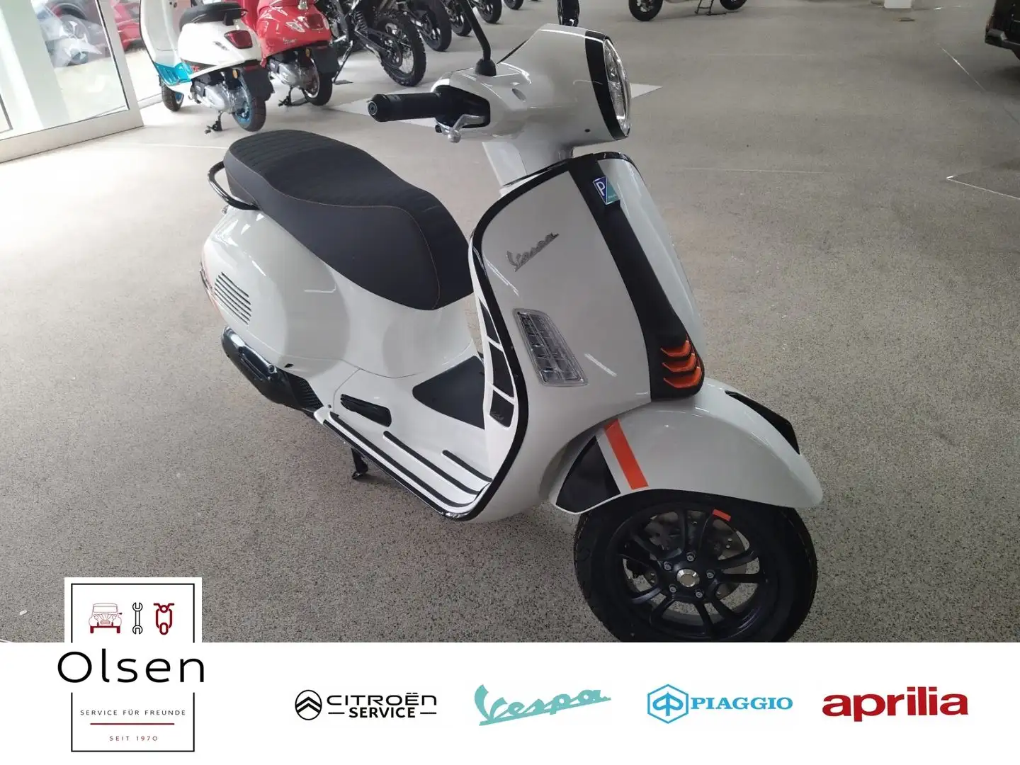 Vespa GTS 310 Supersport E5 + Bianco Alb - 1