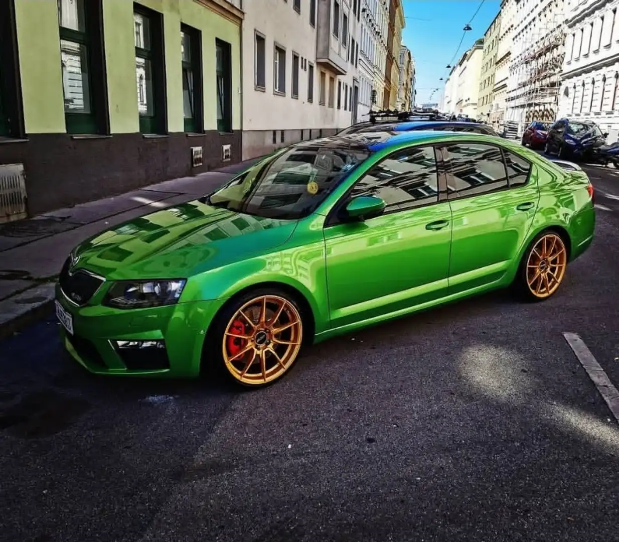 Skoda Octavia RS 2,0 TSI Green tec Grün - 1