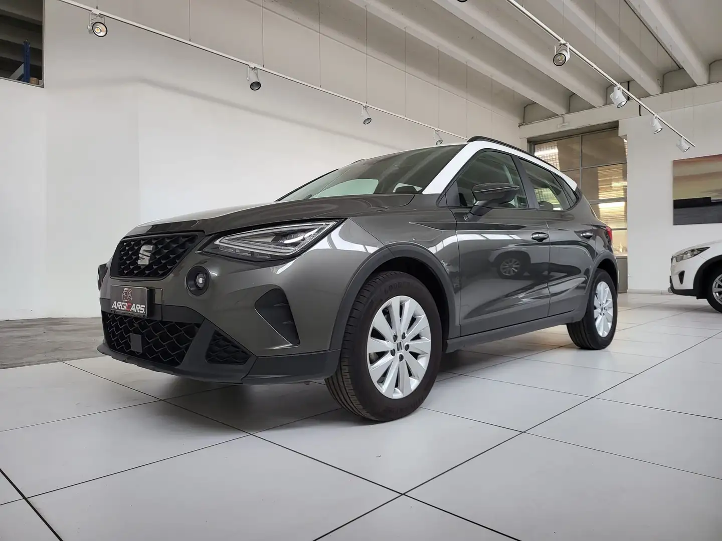 SEAT Arona Arona 2022 1.0 ecotsi Style 110cv Grigio - 1