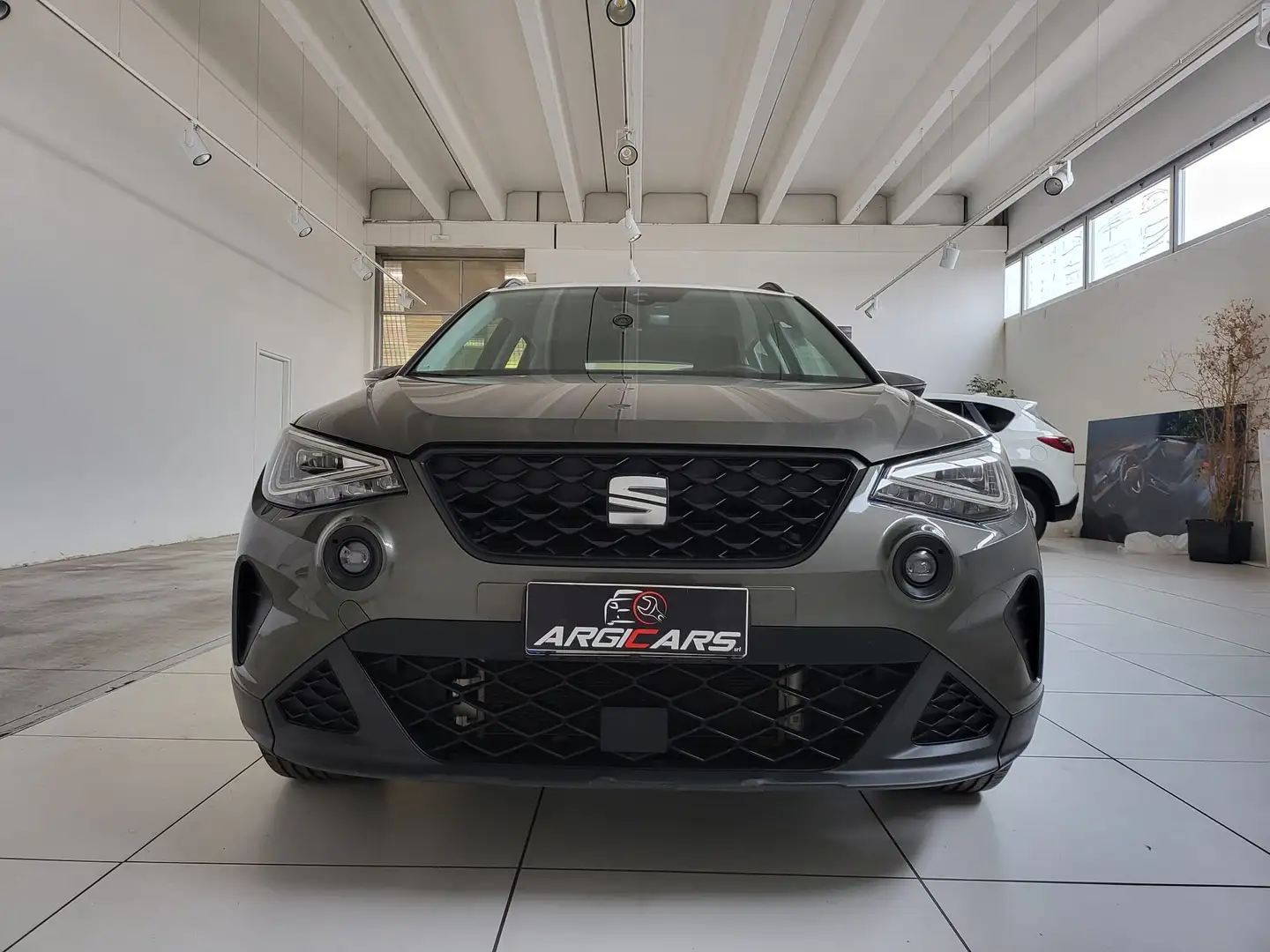 SEAT Arona Arona 2022 1.0 ecotsi Style 110cv Grigio - 2