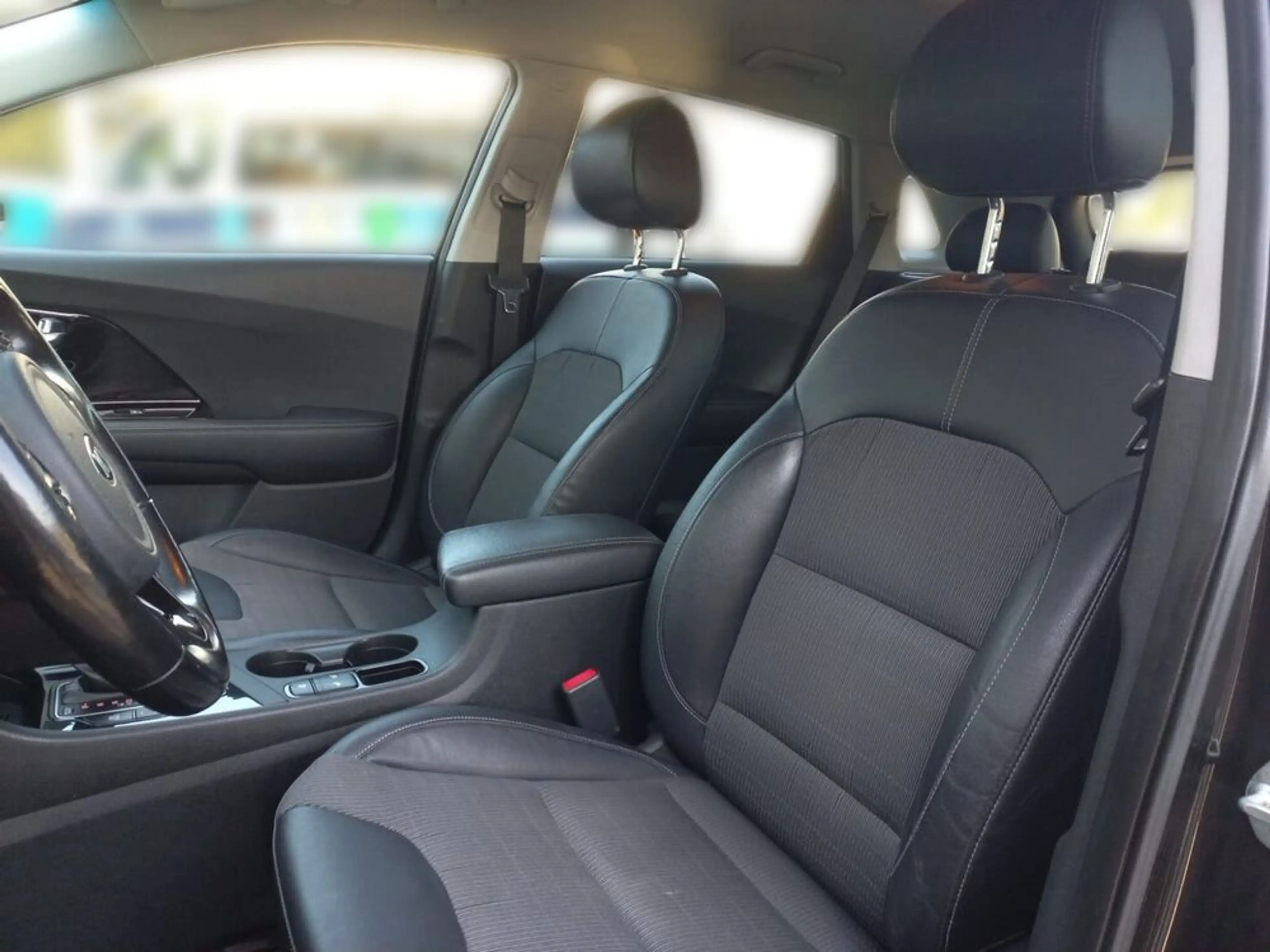 Kia Niro Gold Plug-in Hybrid *SOFORT VERFÜGBAR* — photo 11