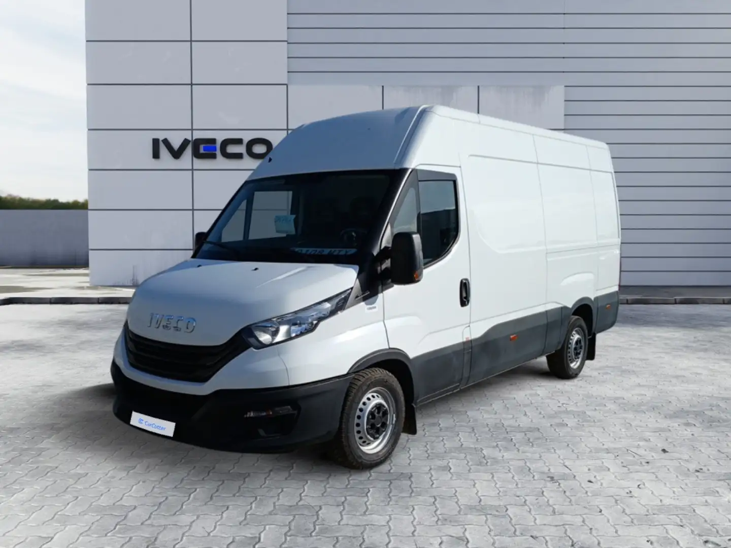 Iveco Daily FURGON 2.3 TD 35S 16 V 4100/H3 18 M3 156 4P Blanco - 1