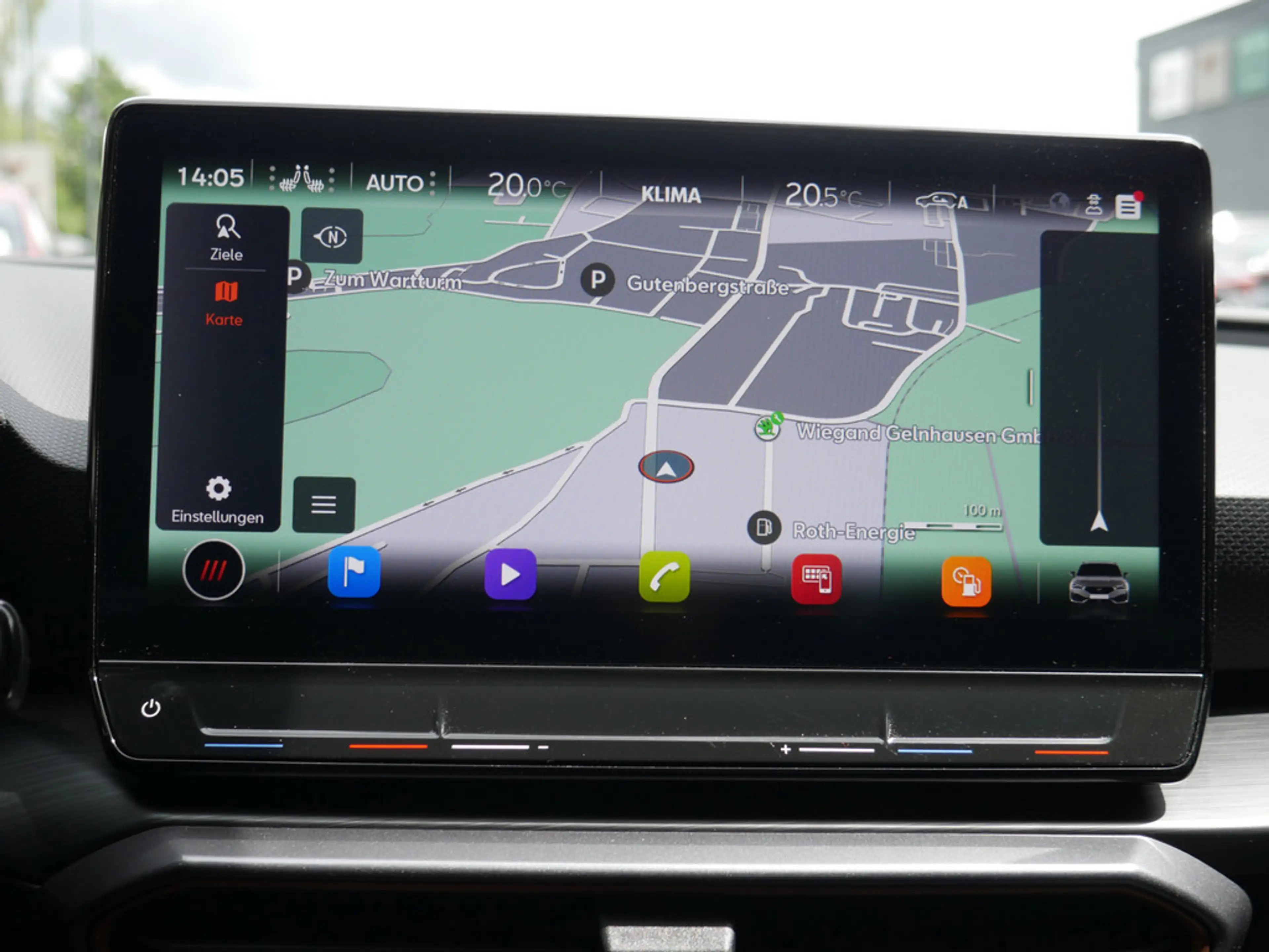 CUPRA Leon Sportstourer 2.0 TSI VZ KAMERA NAVI LED — photo 11