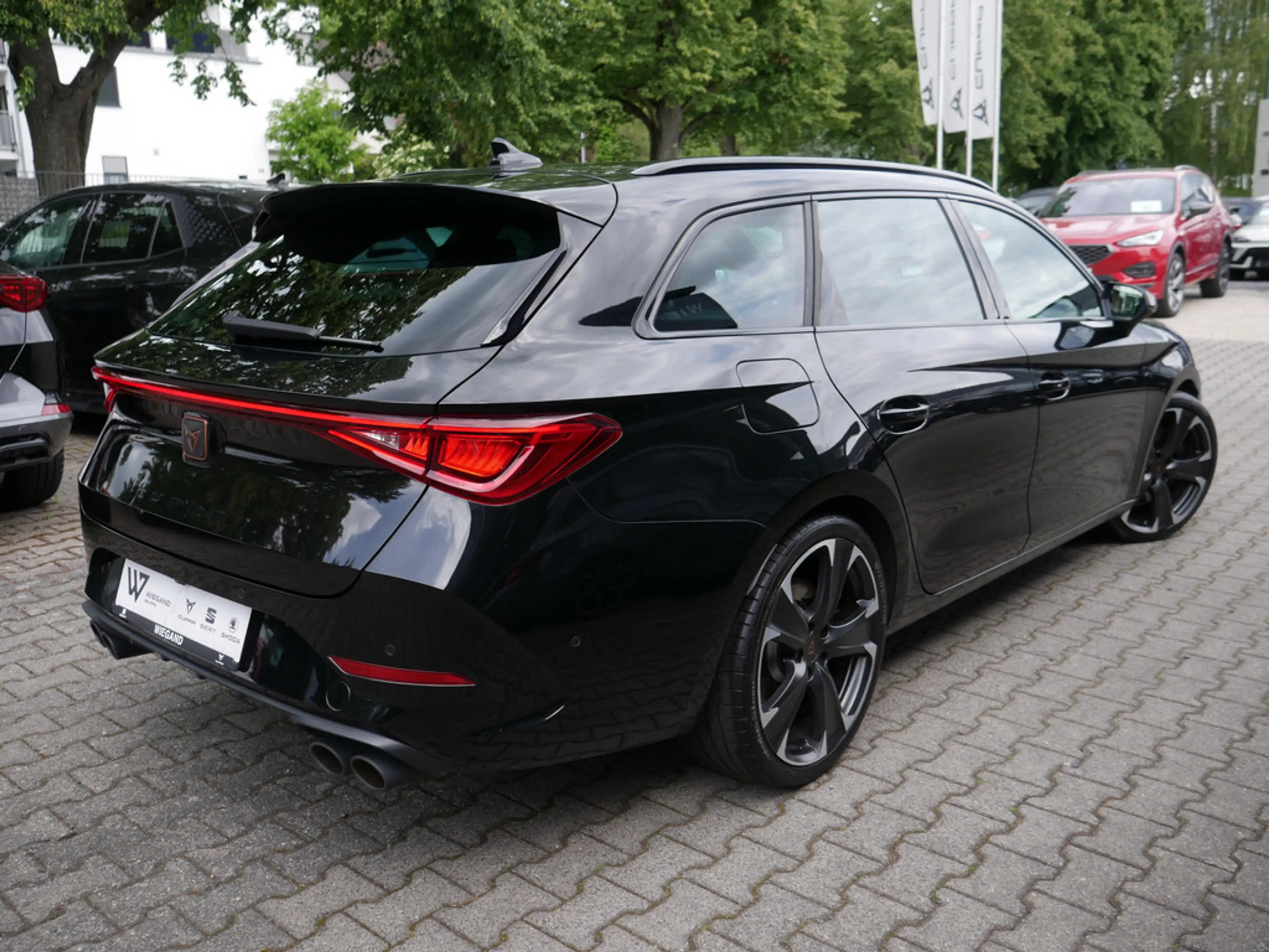 CUPRA Leon Sportstourer 2.0 TSI VZ KAMERA NAVI LED — photo 4
