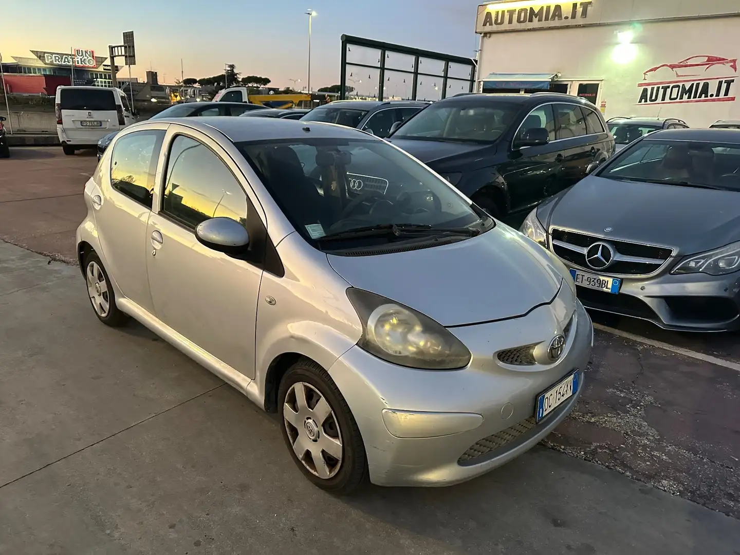 Toyota Aygo Aygo 1.0 12V VVT-i 5 porte Sol Grigio - 2