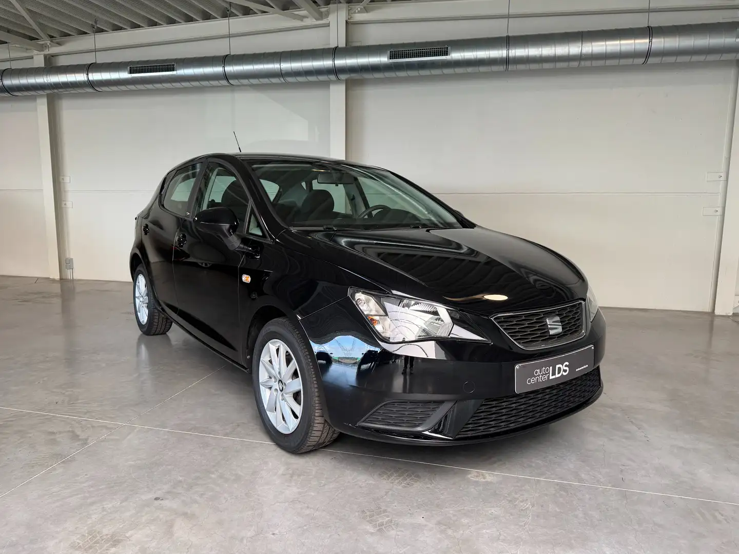 SEAT Ibiza Ibiza 1.0 - 5-deurs - airco - parkeersensoren - Schwarz - 1