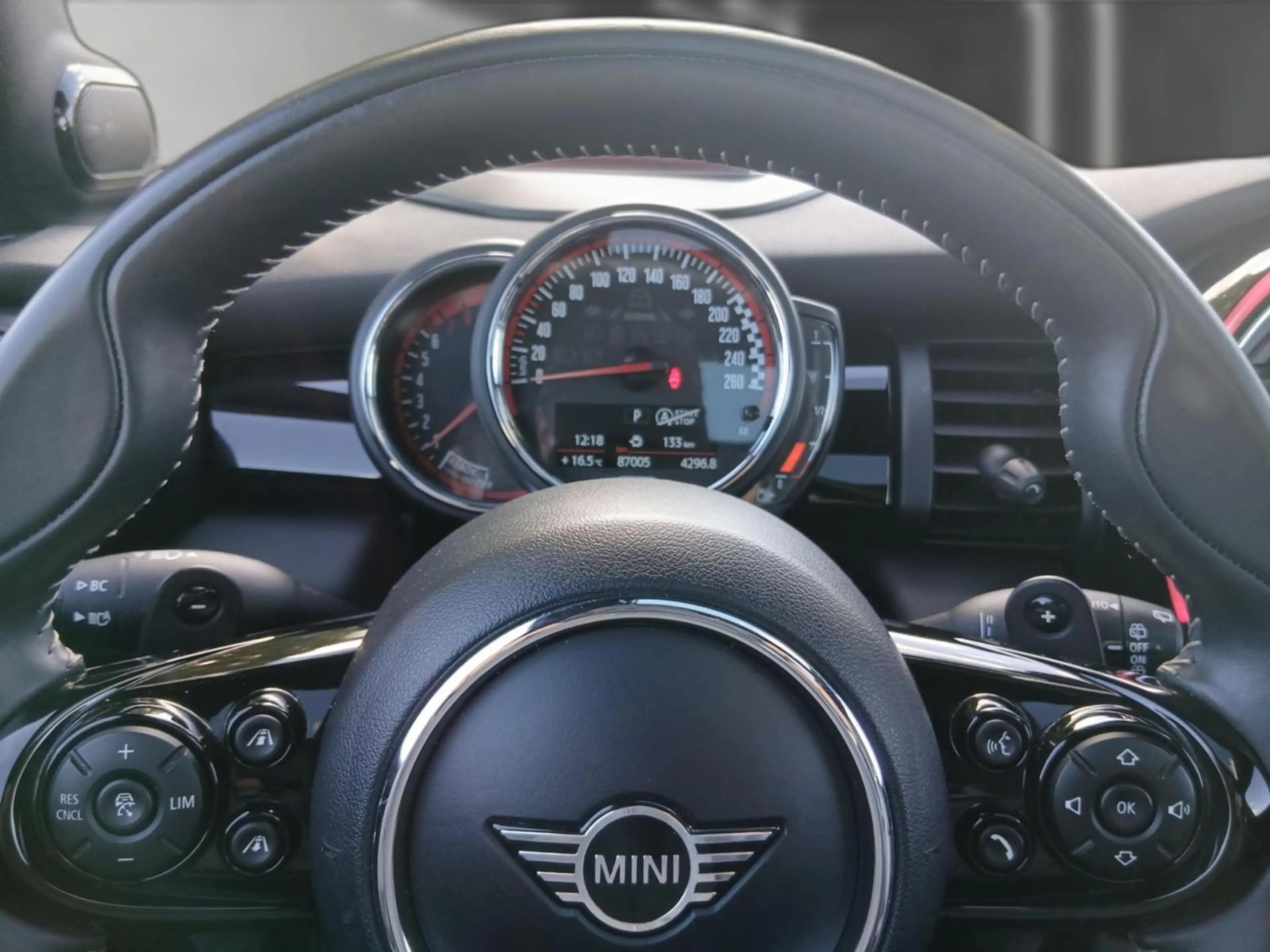 MINI John Cooper Works 2.0 Aut. *PANO*NAV*HuD*R-CAM* — photo 11