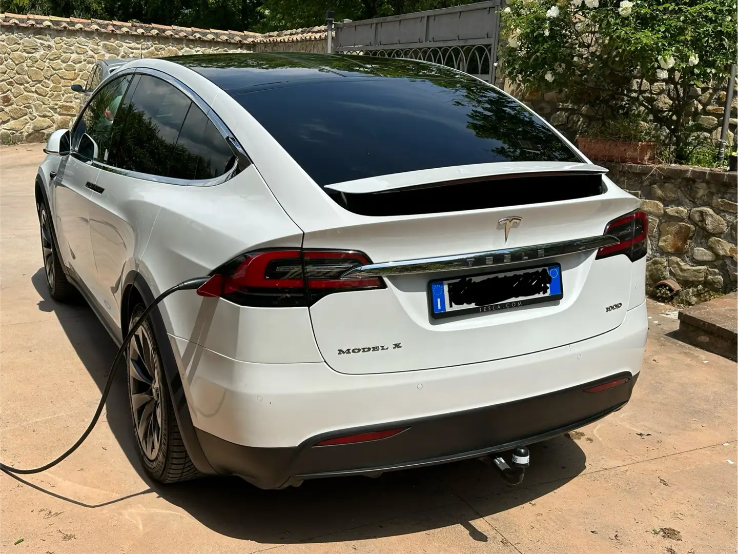 Tesla Model X 100 D ricariche gratis Bianco - 2