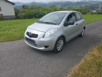 Yaris 1.0 VVT-i Luna