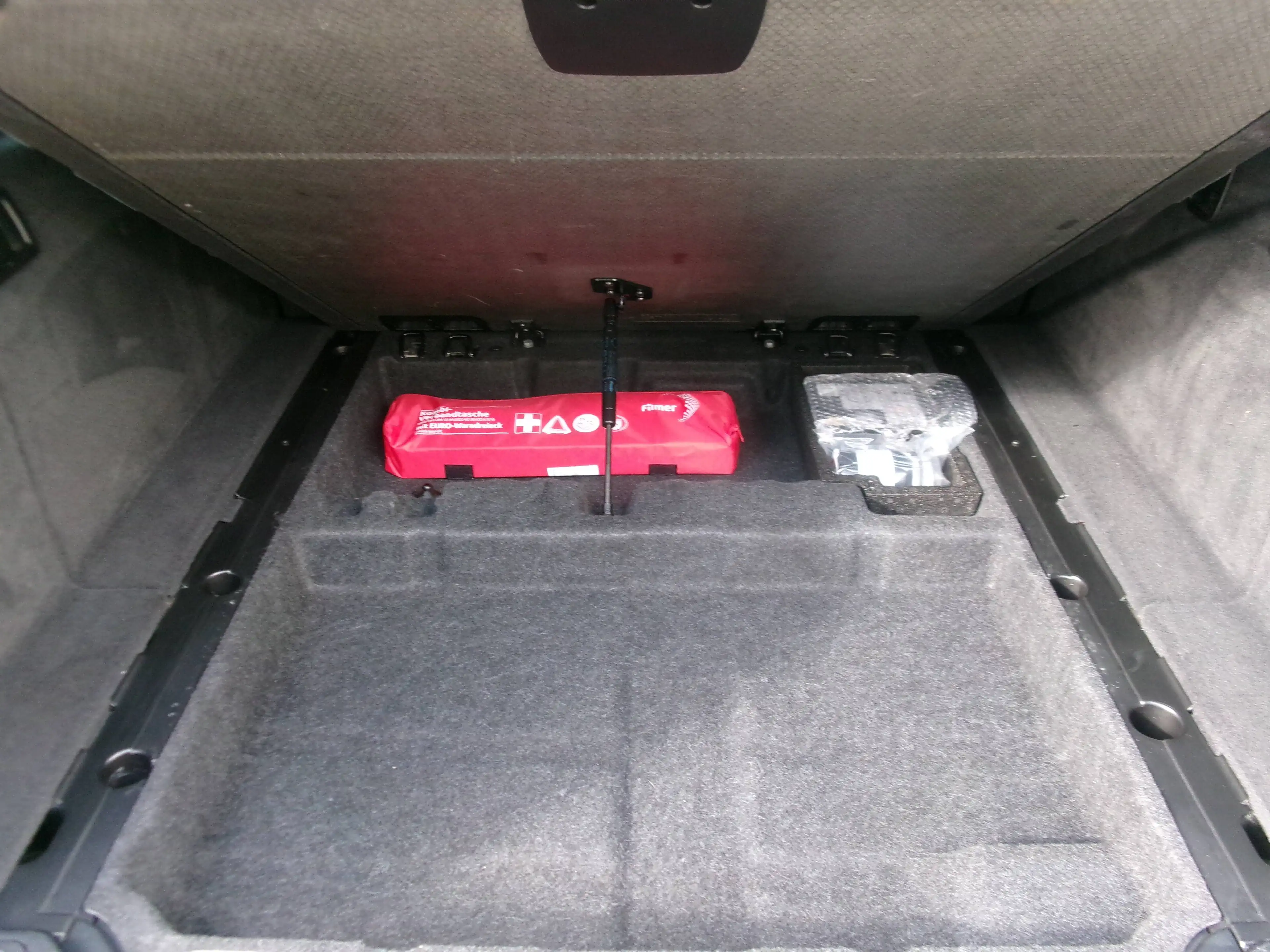 BMW 525 525 d xDrive AB-AHK,LED,XENON — photo 11