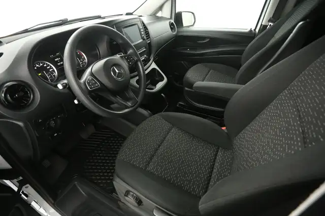 Mercedes-Benz Vito view 22