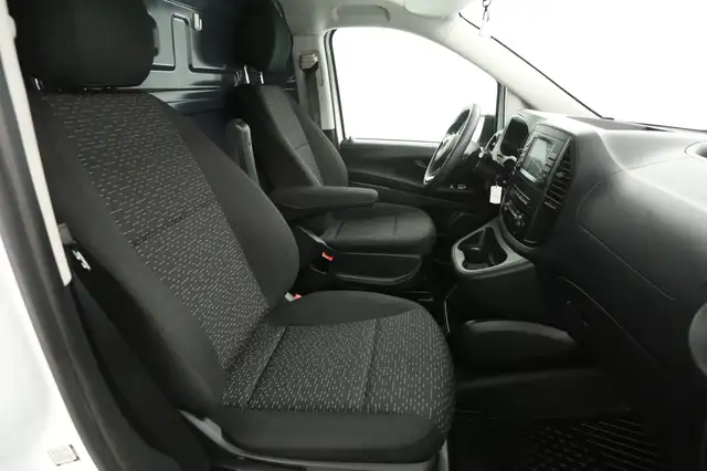 Mercedes-Benz Vito view 10