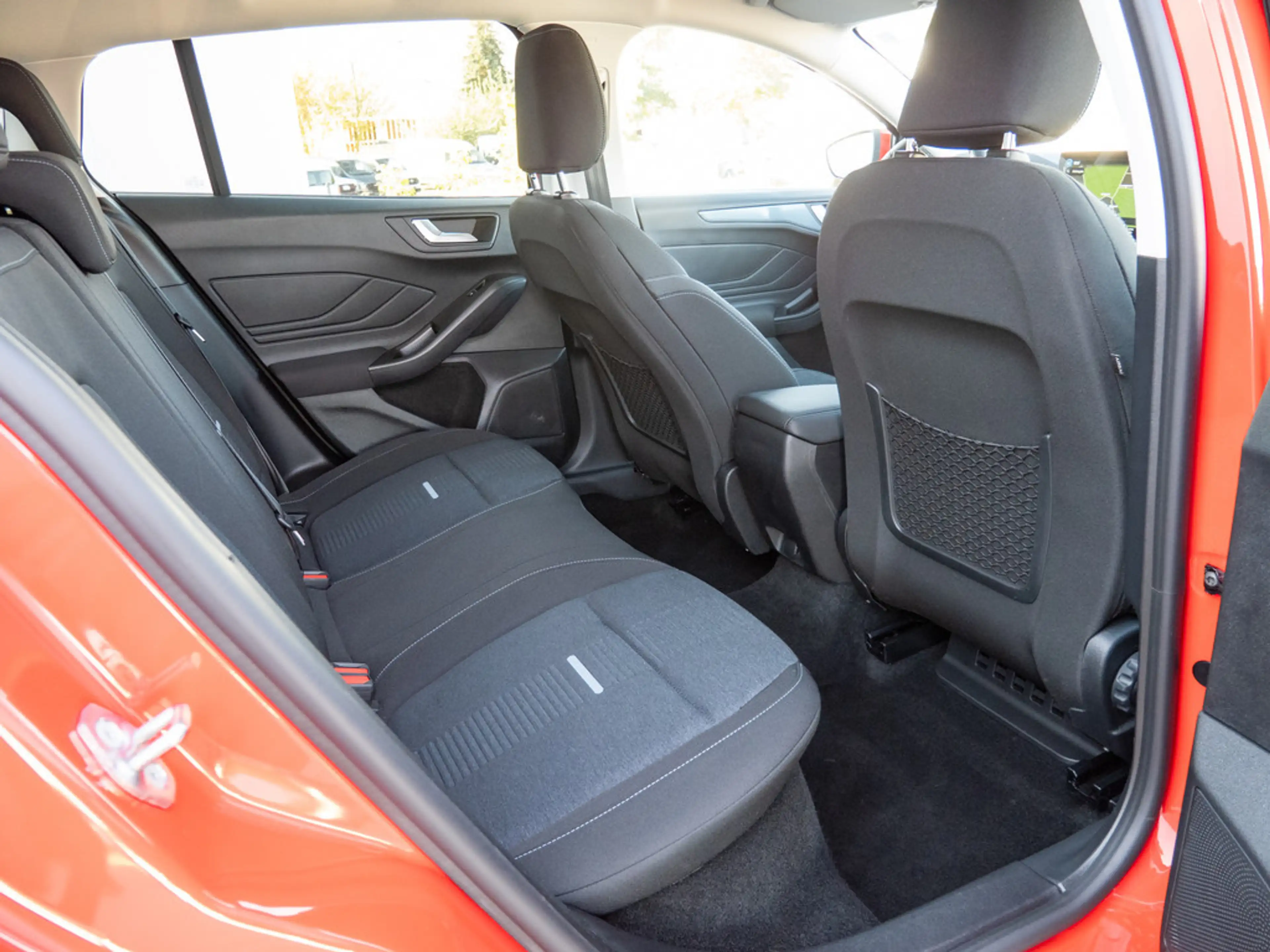 Ford Focus Turnier ACTIVE SHZ NAVI ACC MATRIX-LED — photo 4