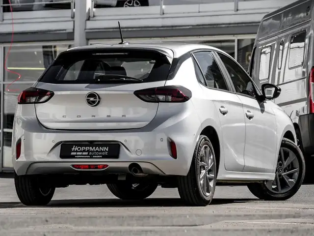 Opel Corsa view 3