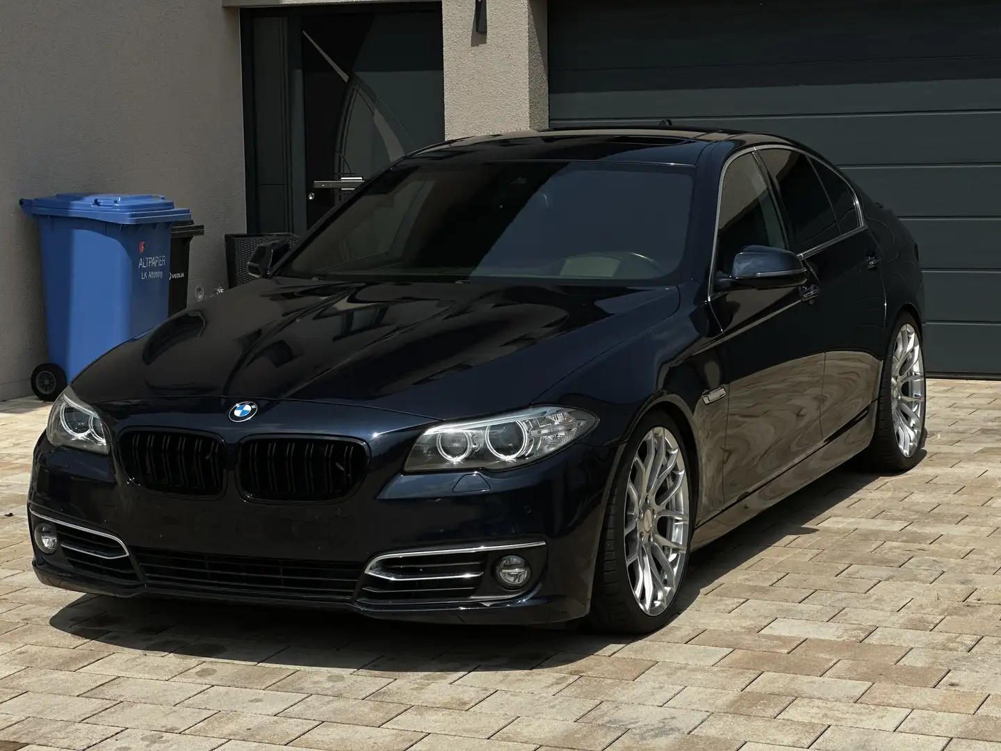 BMW 535 535i xDrive, Softclose, Unfallfrei Blau - 1