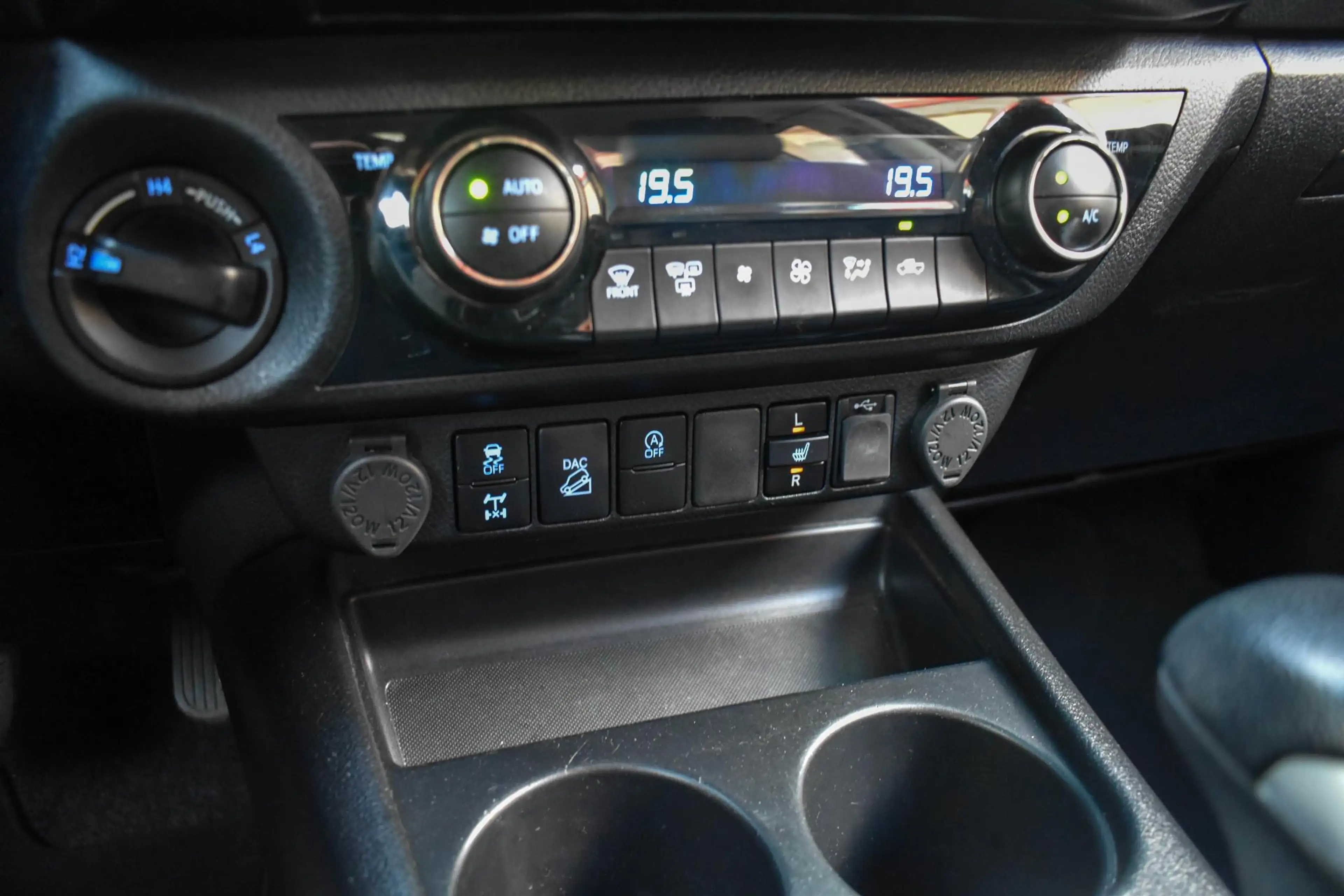 Toyota Hilux 2.4 D-4D Xtra Cab Professional Trekhaak NL Auto Le — photo 50