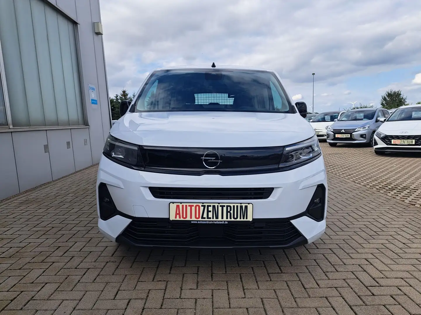 Opel Combo Kombi 1.5D N1 FACELIFT NAVI SITZHEIZUNG Bílá - 2