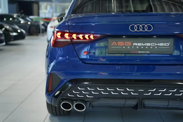Audi S3 view 11