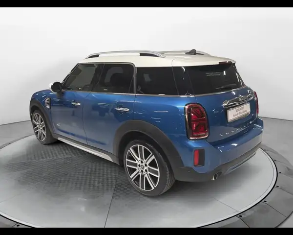 MINI Countryman view 8