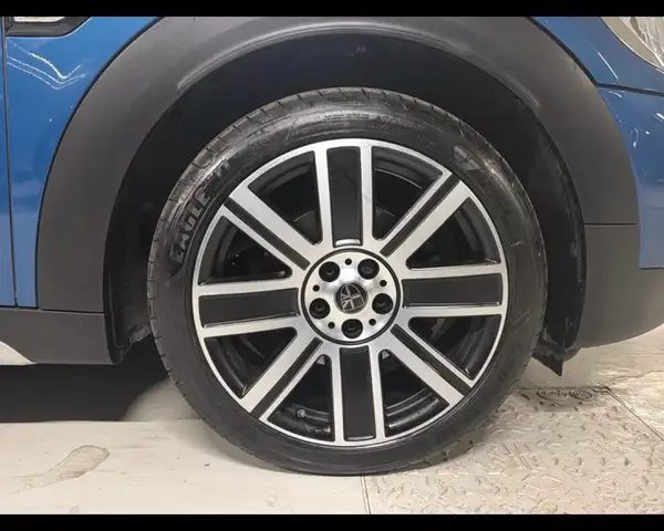 MINI Countryman view 10