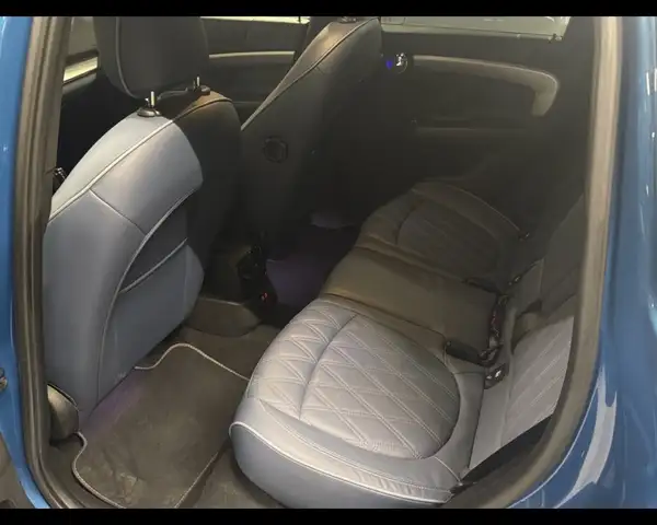 MINI Countryman view 22