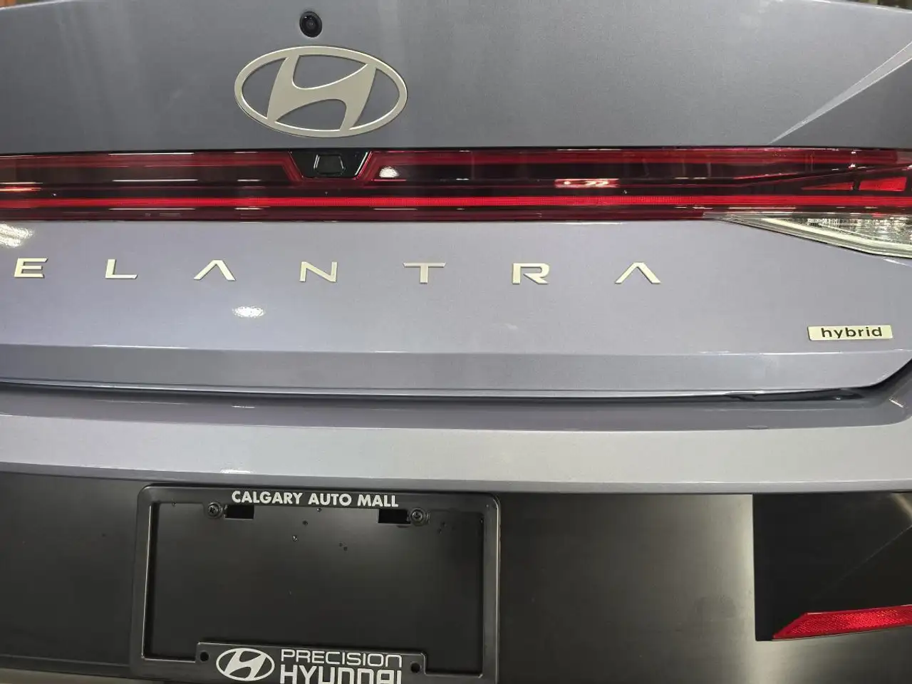 Hyundai ELANTRA снимка Hyundai ELANTRA