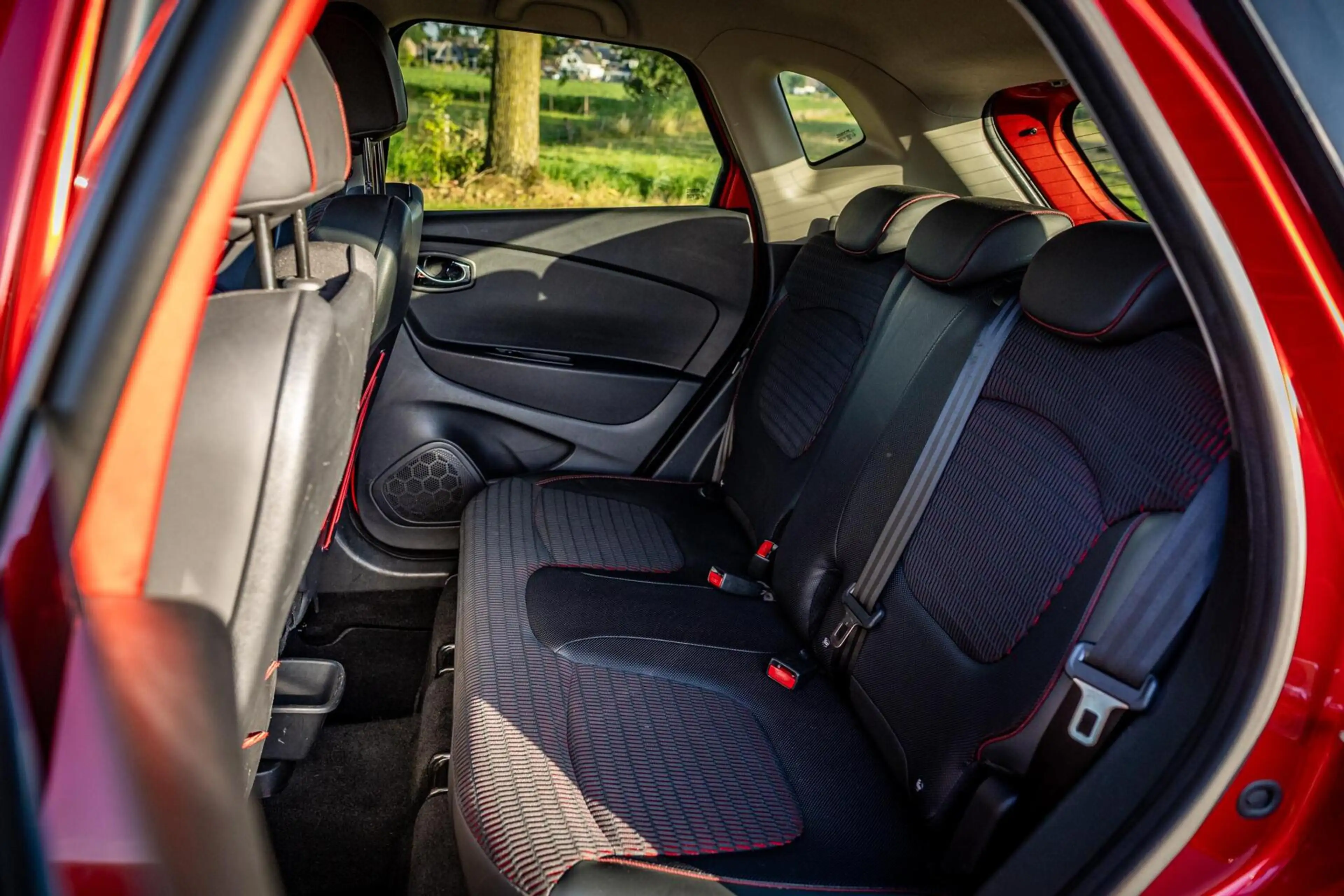 Renault Captur 1.2 TCe Helly Hansen|Automaat|Camera|Trekhaak — photo 15