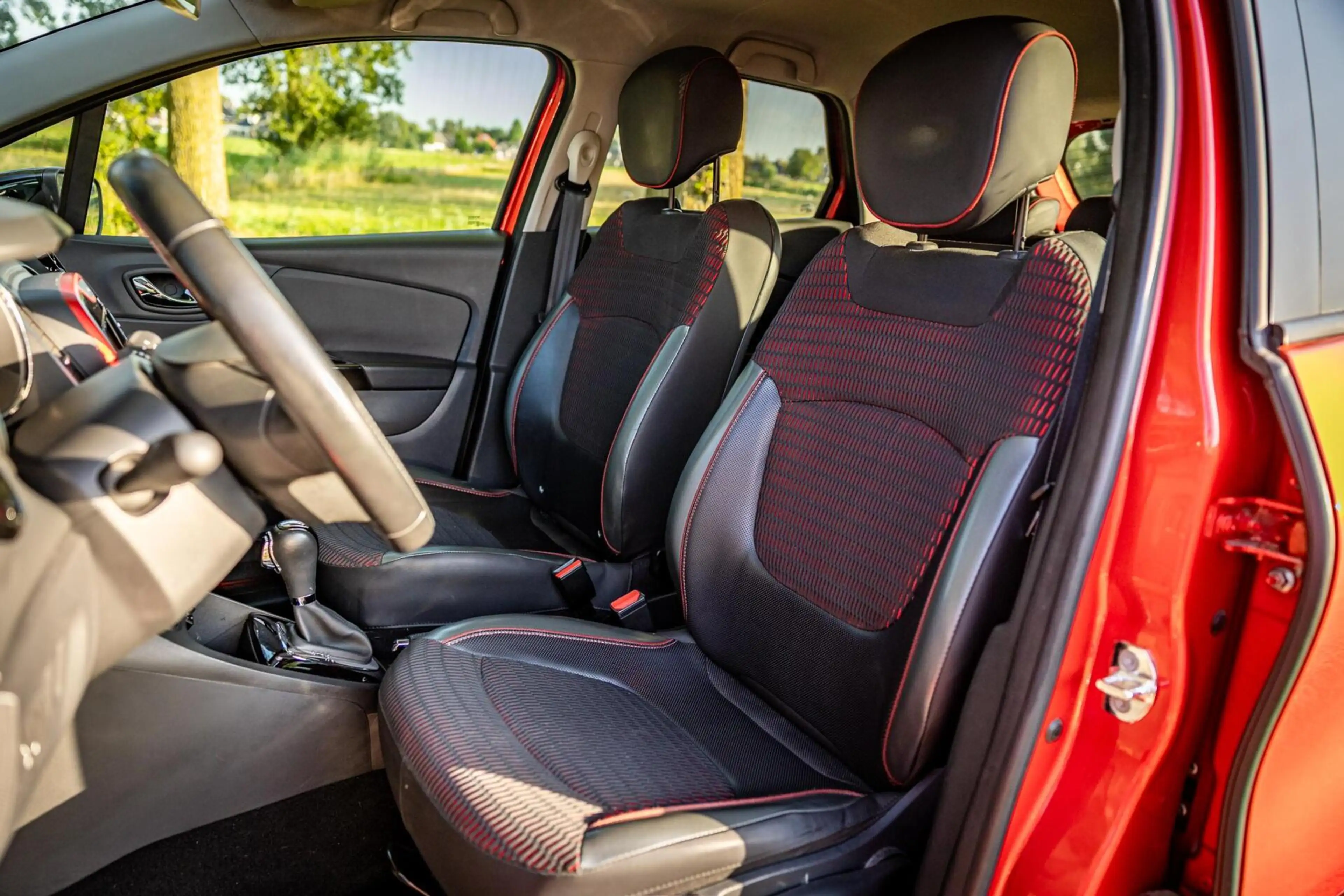 Renault Captur 1.2 TCe Helly Hansen|Automaat|Camera|Trekhaak — photo 12