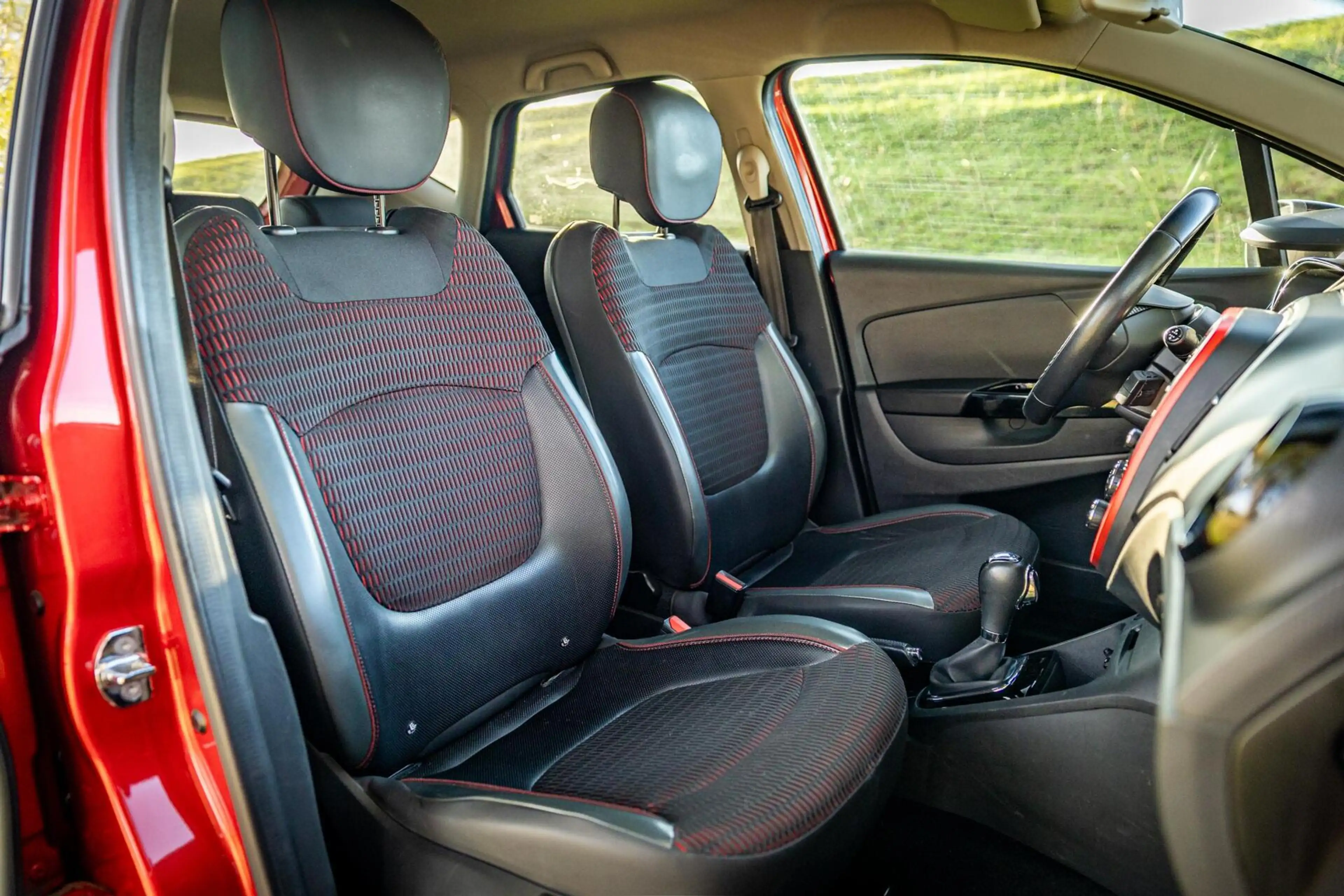 Renault Captur 1.2 TCe Helly Hansen|Automaat|Camera|Trekhaak — photo 8