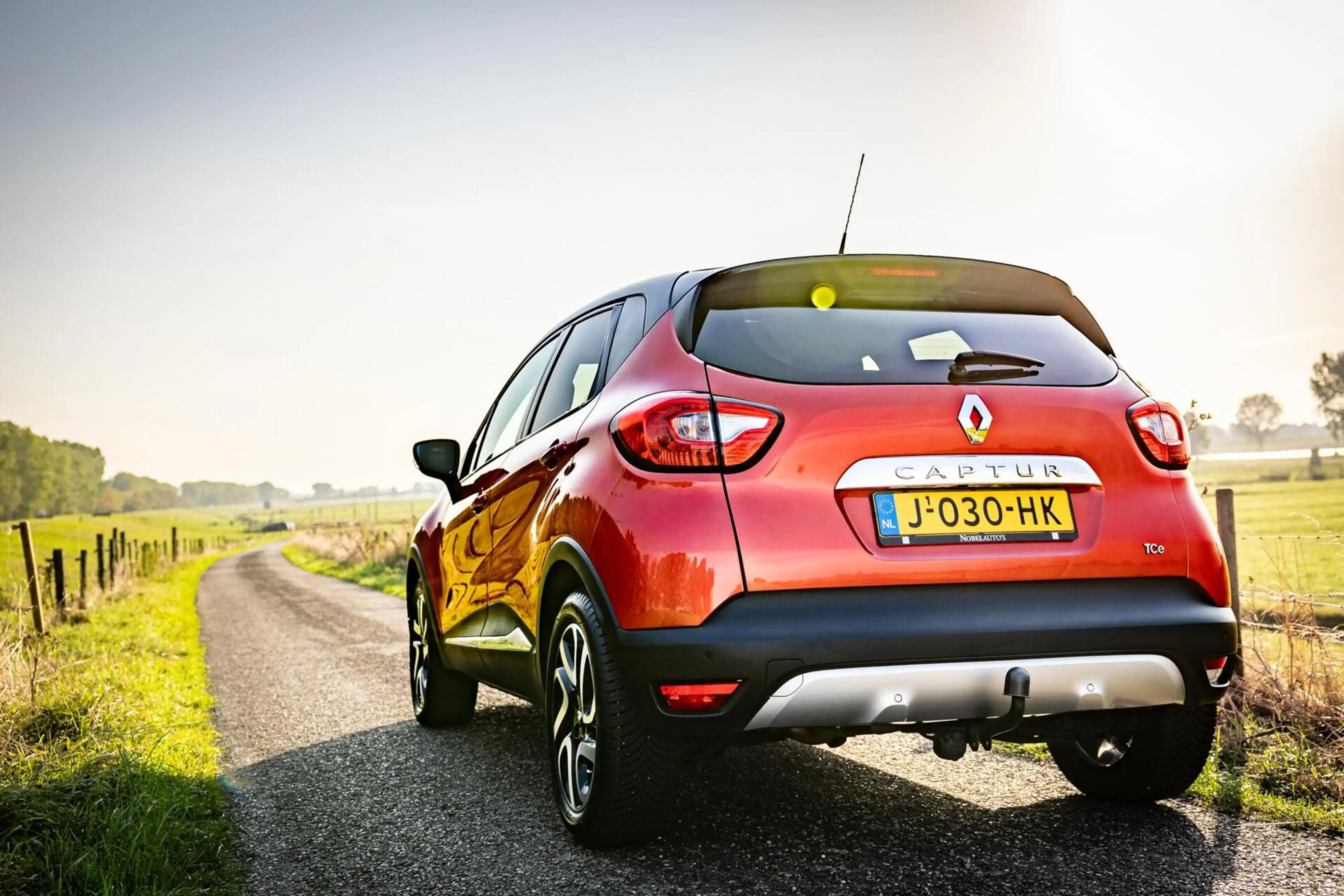 Renault Captur 1.2 TCe Helly Hansen|Automaat|Camera|Trekhaak — photo 33