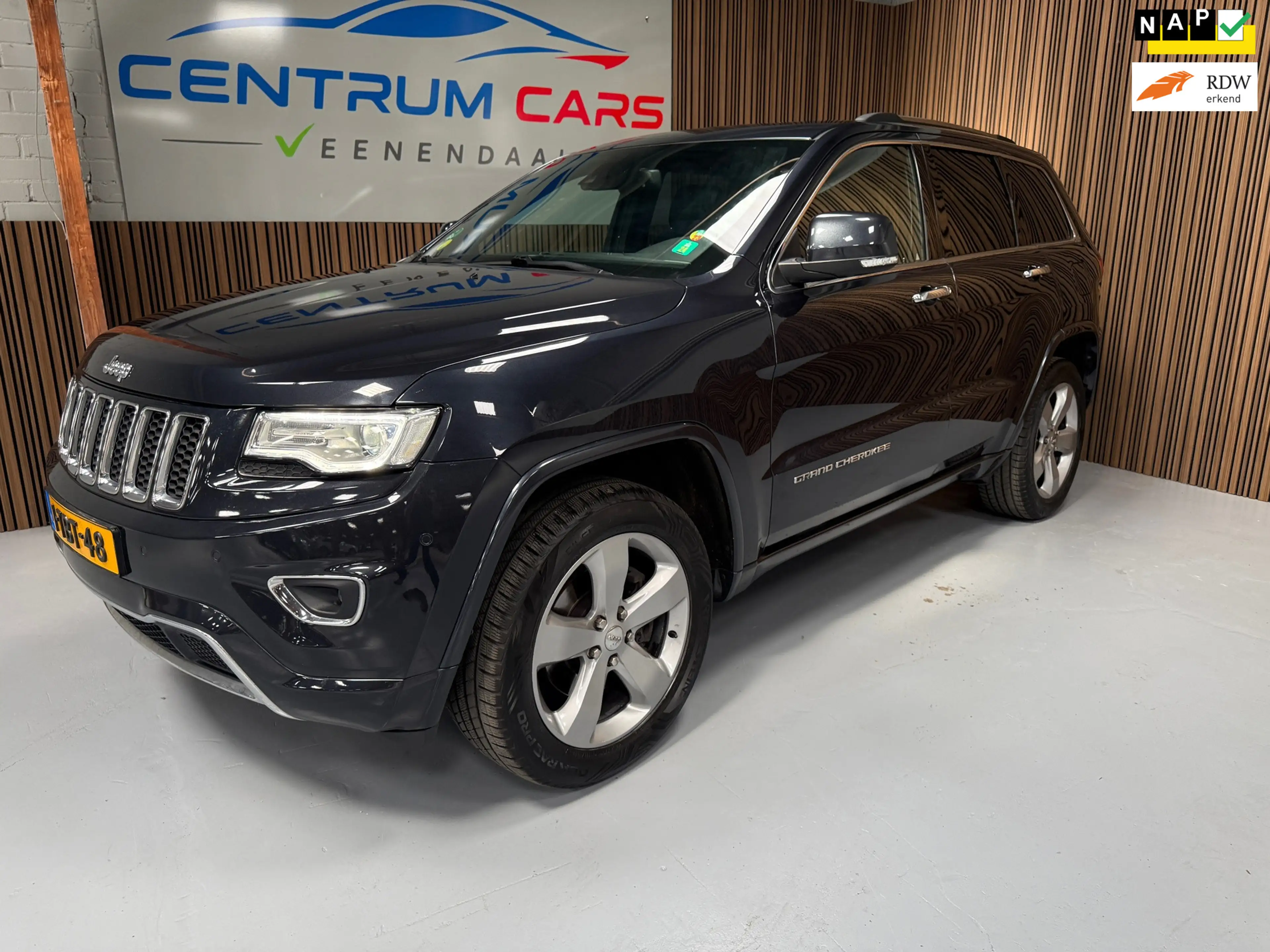 Jeep Grand Cherokee 3.0 CRD Overland. Bom vol! Pano, Trekhaak, Nederla