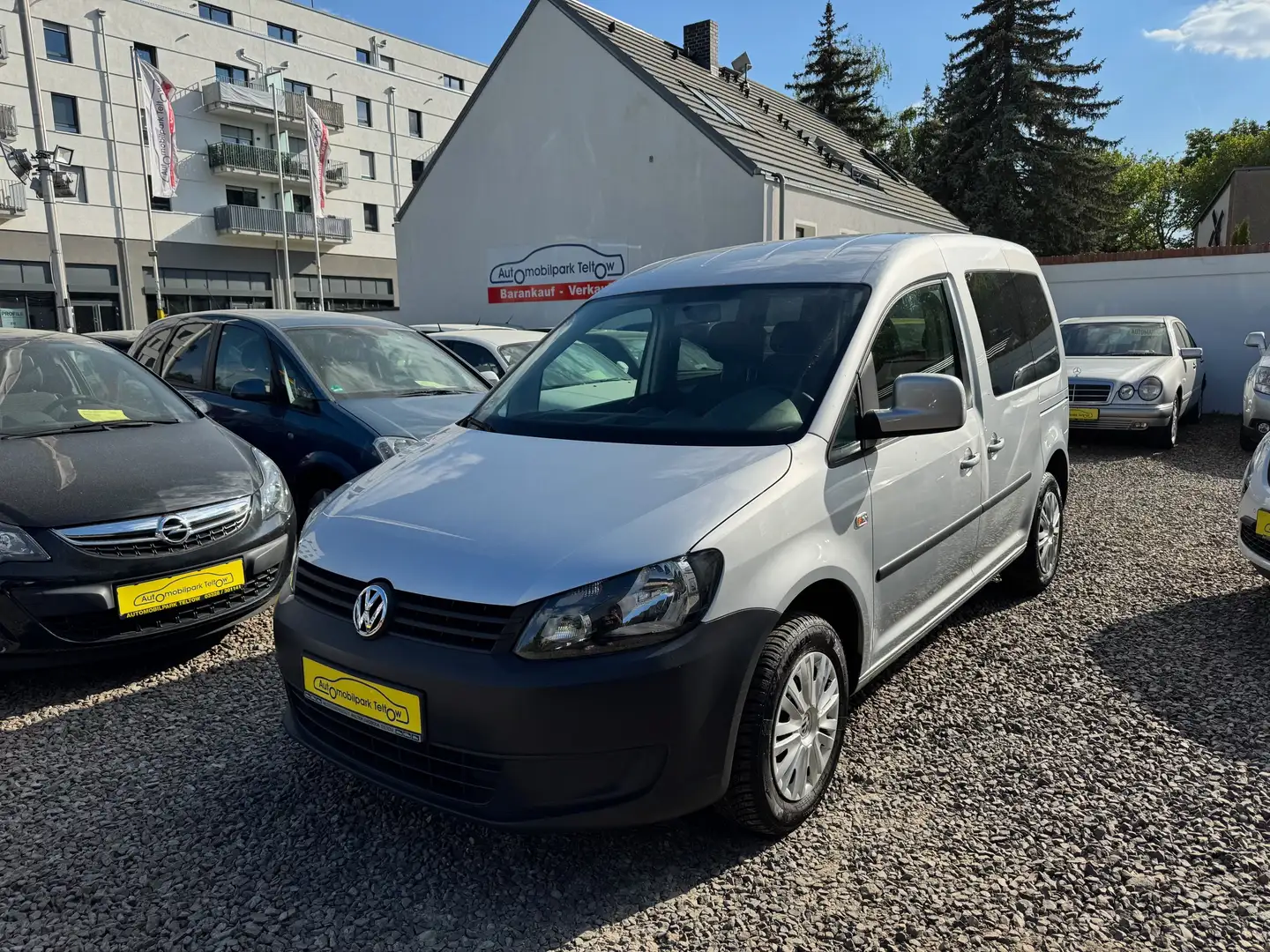 Volkswagen Caddy Team, Automatik, ACC, PDC Plateado - 1