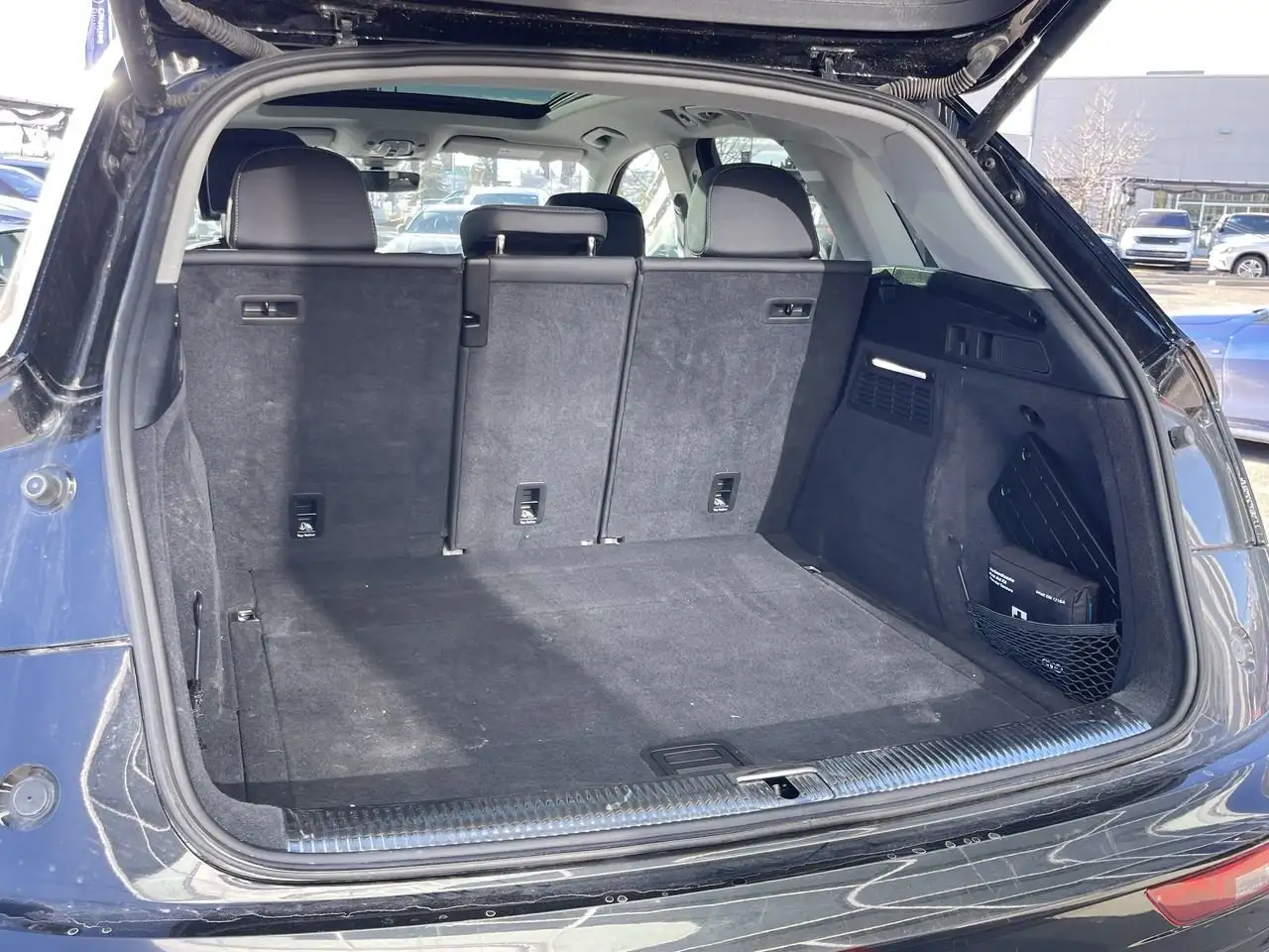 Audi Q5 снимка Audi Q5