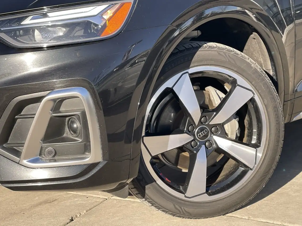 Audi Q5 снимка Audi Q5