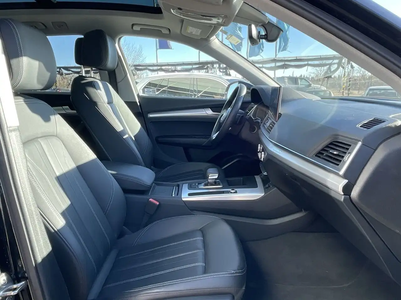 Audi Q5 снимка Audi Q5