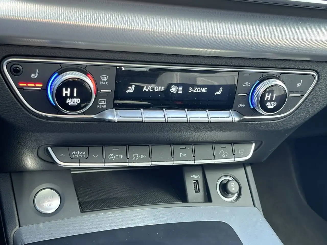 Audi Q5 снимка Audi Q5