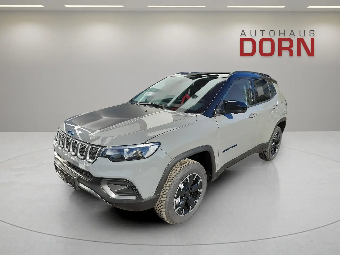 Jeep Compass High Upland 2023 PHEV Tech-/Winter-/Premium-Paket Grau - 1