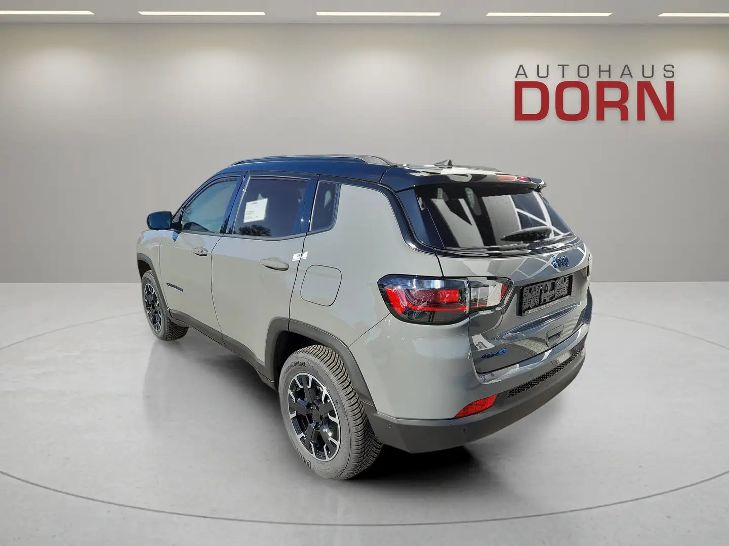 Jeep Compass High Upland 2023 PHEV Tech-/Winter-/Premium-Paket Grau - 2