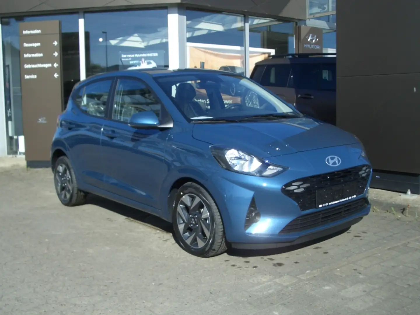 Hyundai i10 Facelift MJ25 1.2 Trend Navi, Komfort-Paket Azul - 1