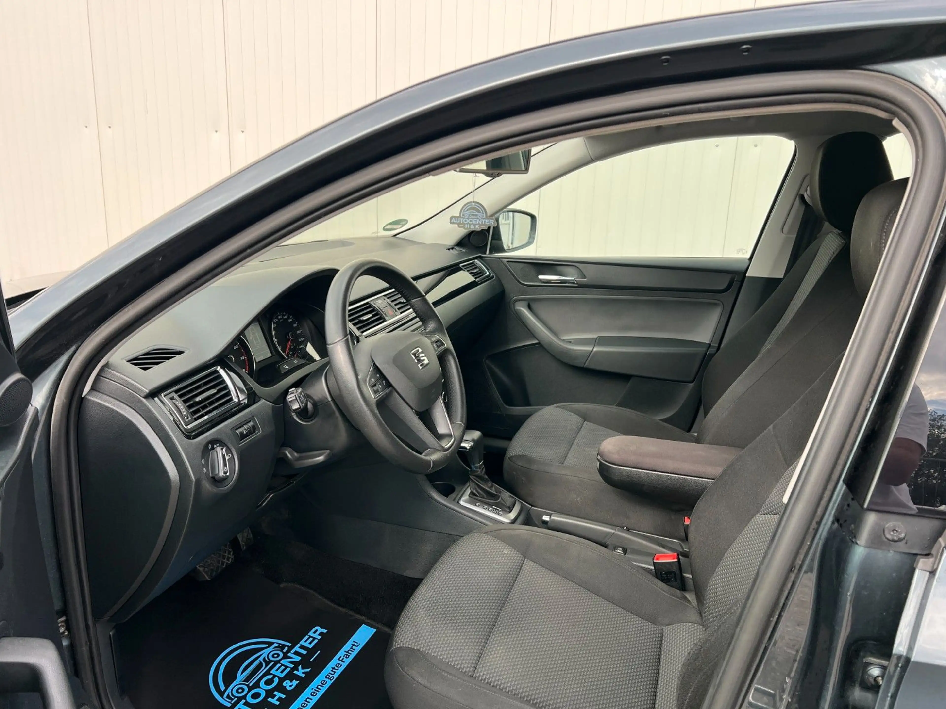 SEAT Toledo 1.4 TSI Style 4You *DSG*NAVI*SHZ*KLIMA* — photo 12